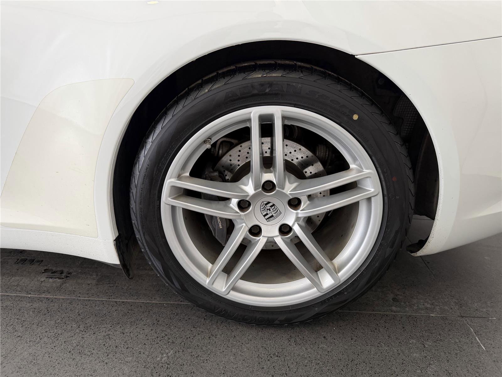 Used 2015 Porsche 911 Carrera image 11