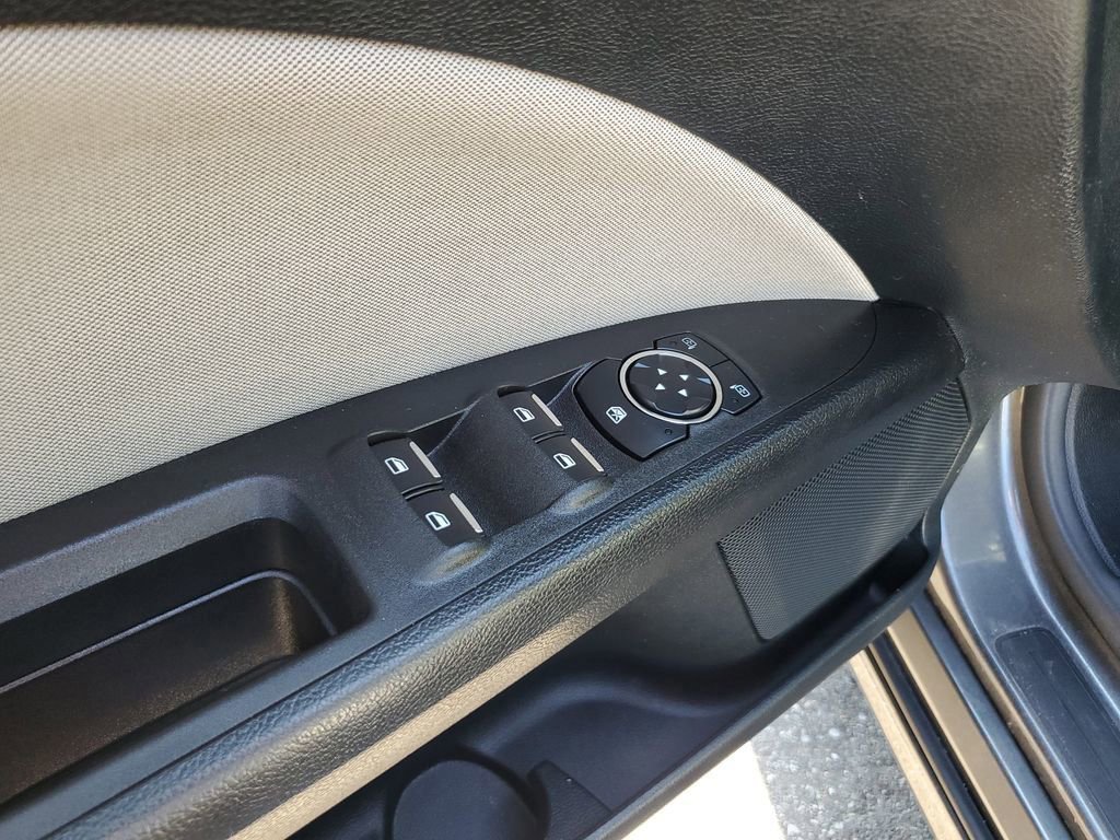 Used 2017 Ford Fusion S image 12