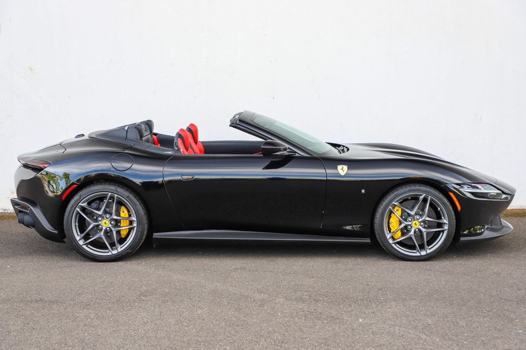 Certified 2025 Ferrari Roma Spider RWD image 3