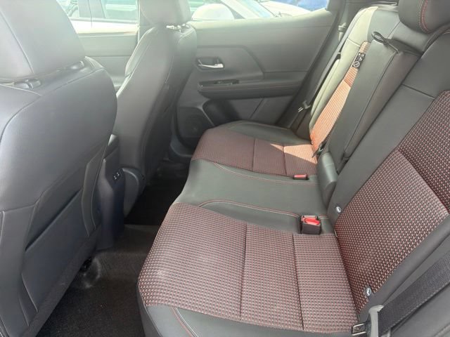 Used 2025 Nissan Kicks SR AWD/4WD image 15