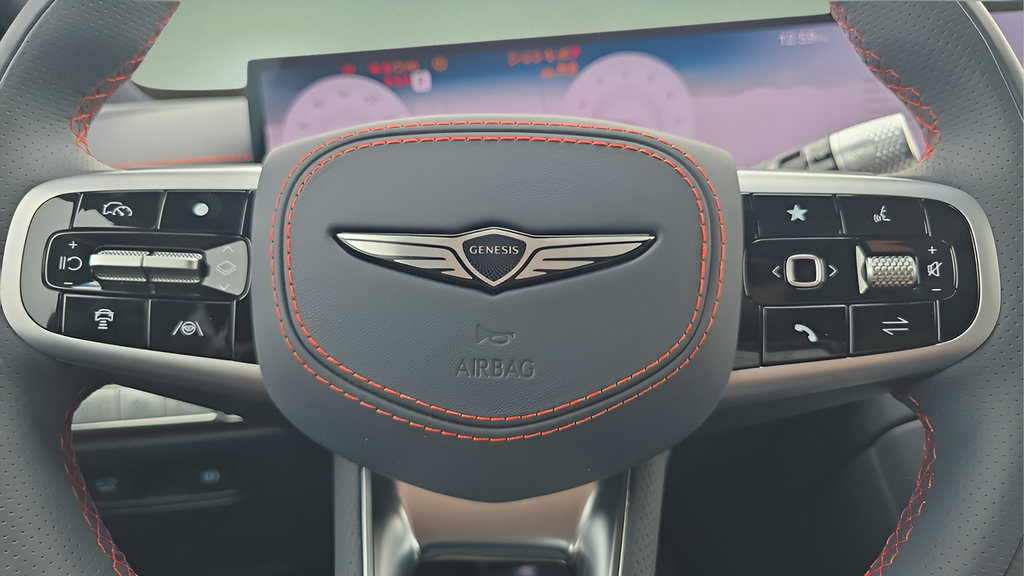 New 2026 Genesis GV70 2.5T Select AWD/4WD image 17
