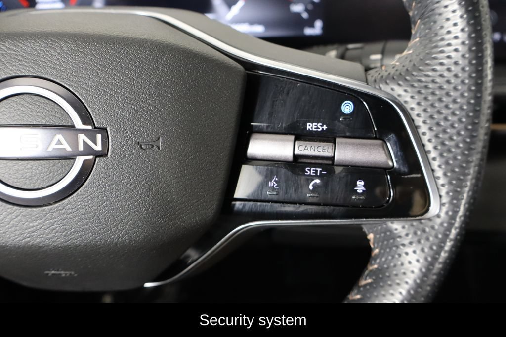 Used 2024 Nissan Ariya AWD image 10