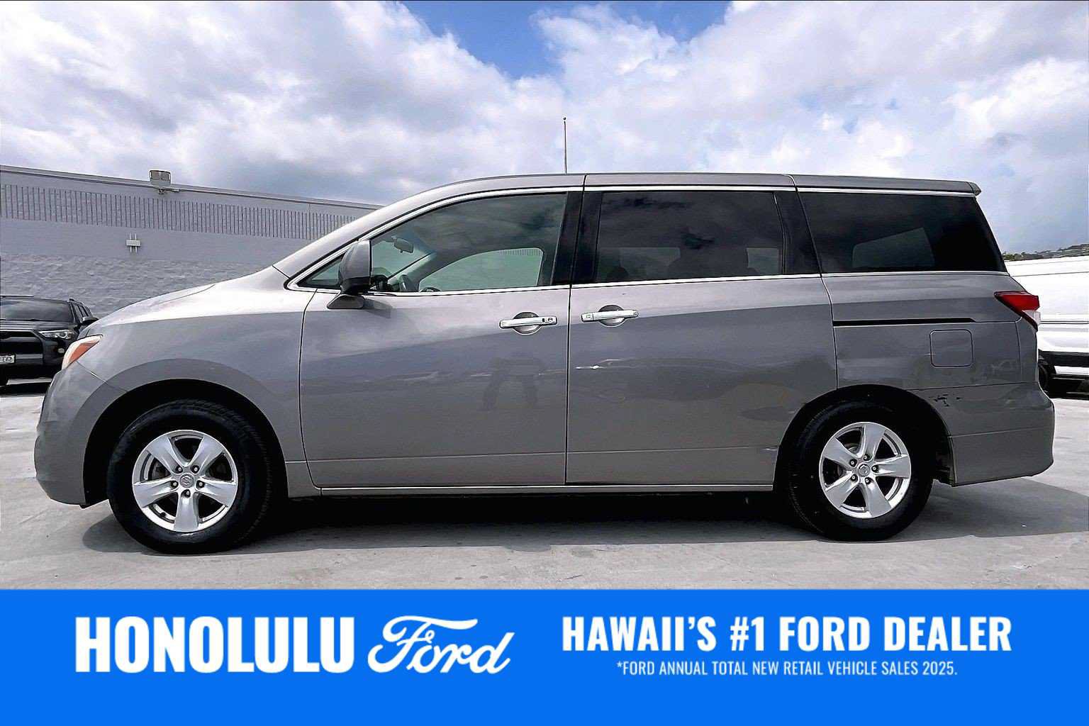 Used 2011 Nissan Quest SV FWD image 3