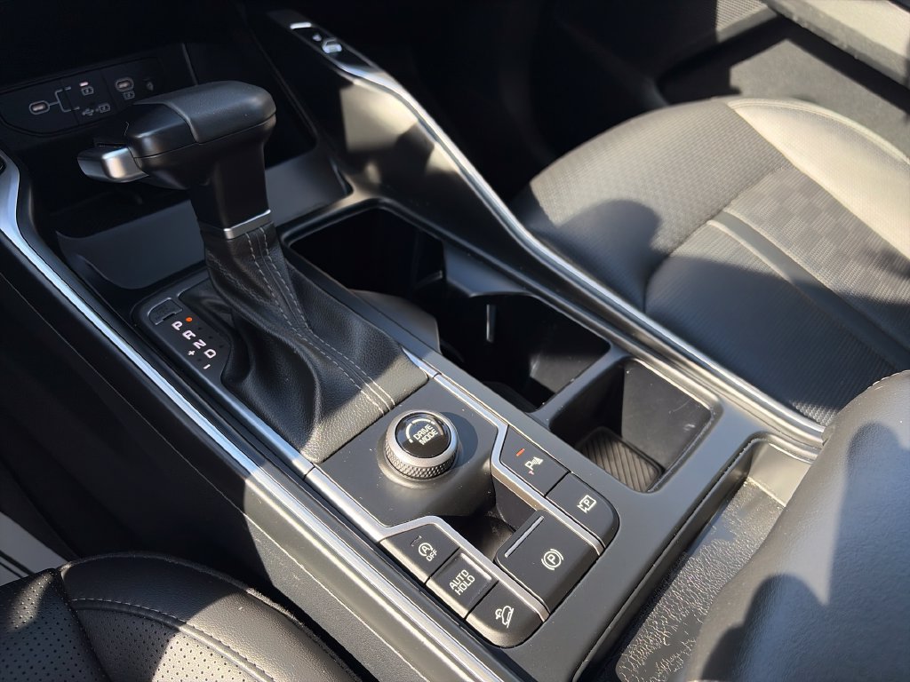 Used 2025 Kia Sorento EX w/ Panoramic Sunroof Package FWD image 23