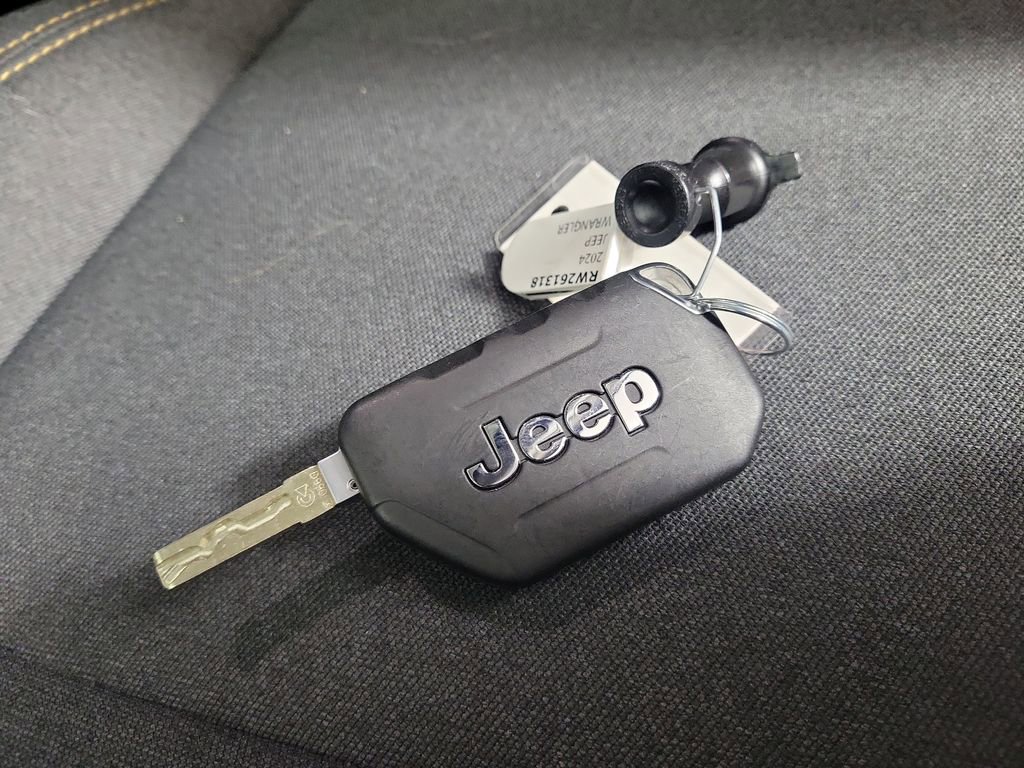 Used 2024 Jeep Wrangler Sport AWD/4WD image 24