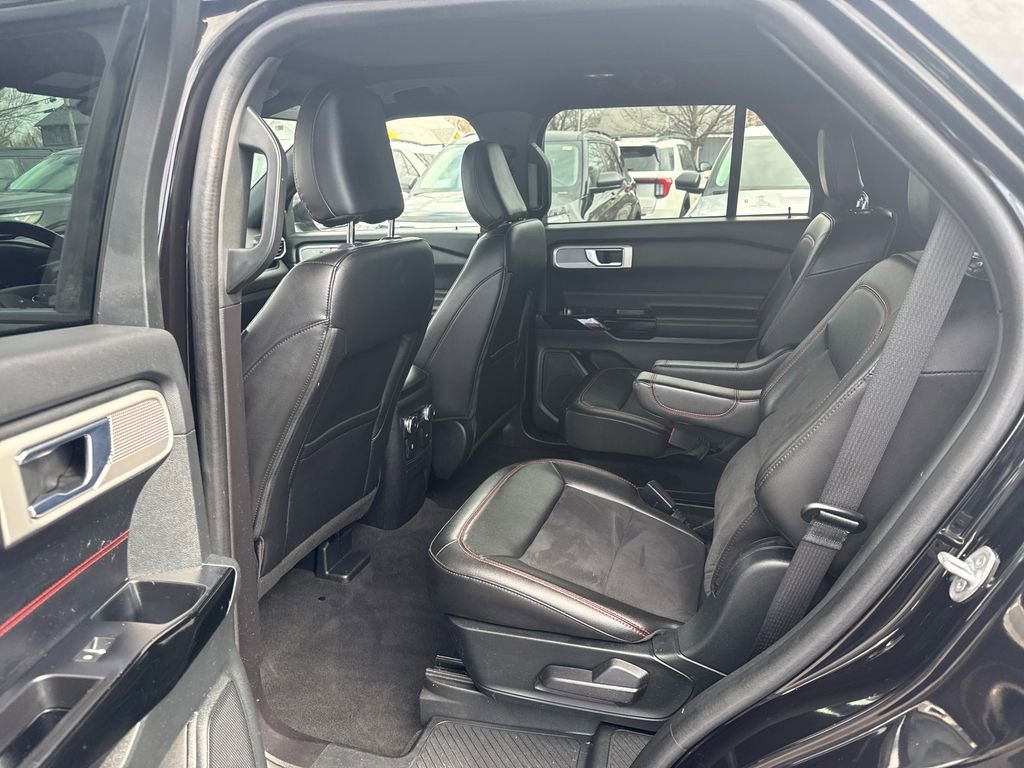 Used 2022 Ford Explorer ST-Line w/ Class IV Trailer Tow Package image 17