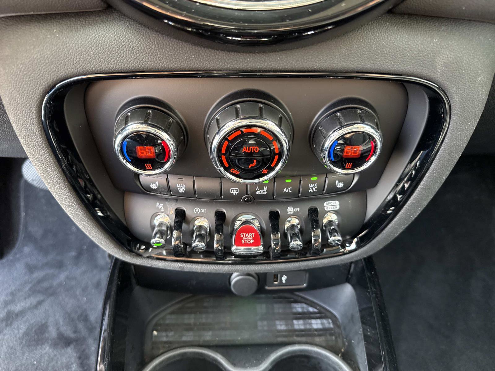 Certified 2023 MINI Cooper Clubman S AWD/4WD image 28