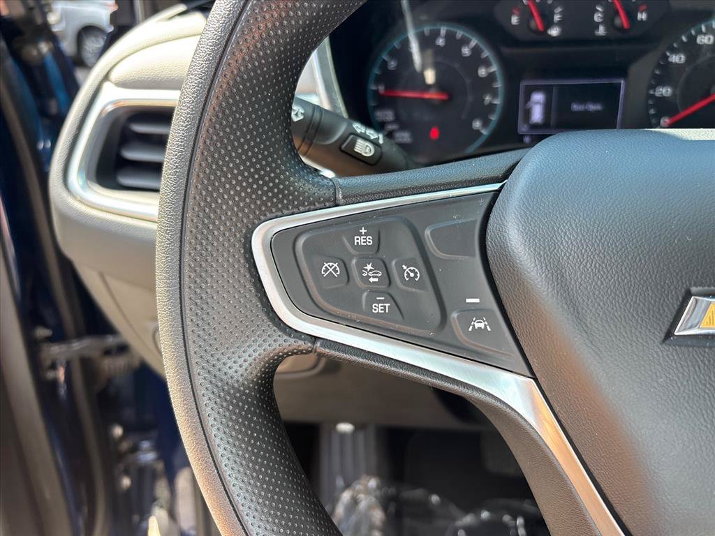 Used 2022 Chevrolet Equinox LS AWD/4WD image 16