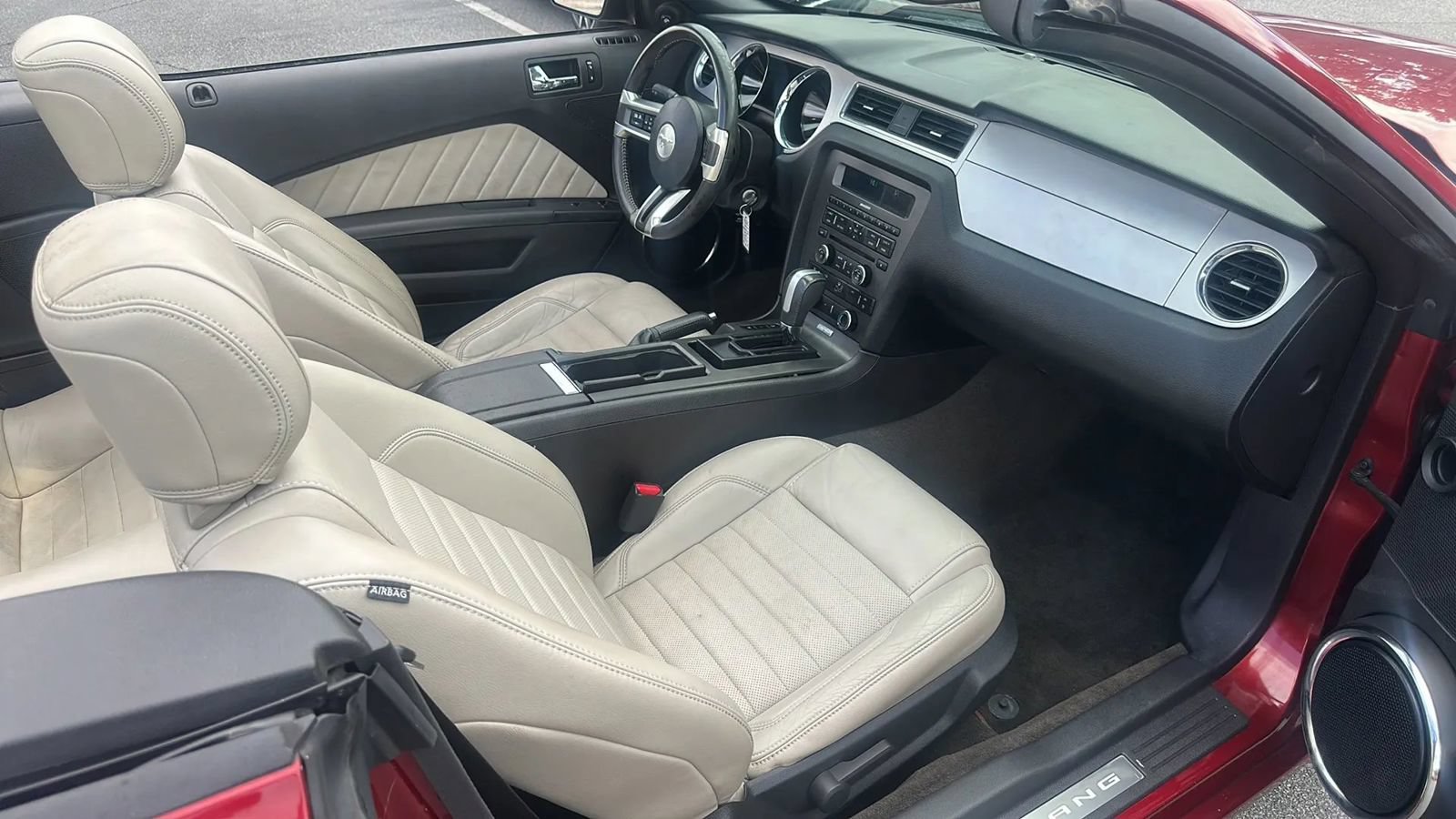 Used 2014 Ford Mustang Premium w/ Equipment Group 202A RWD image 9