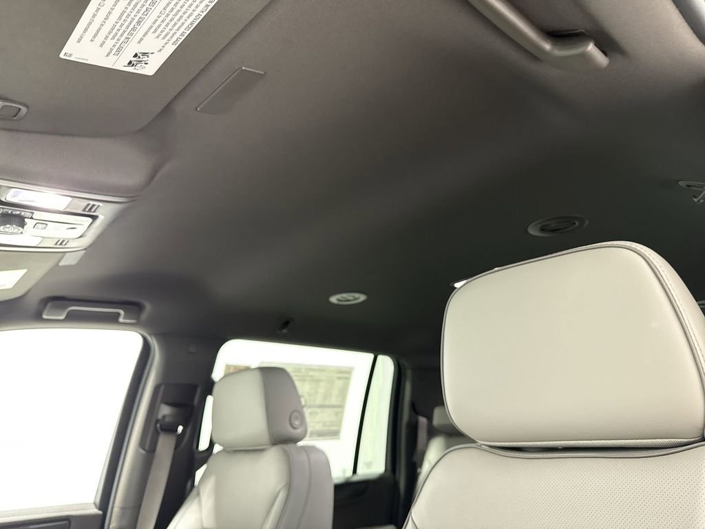 New 2026 GMC Yukon XL Elevation w/ LPO, Floor Liner Package AWD/4WD image 19