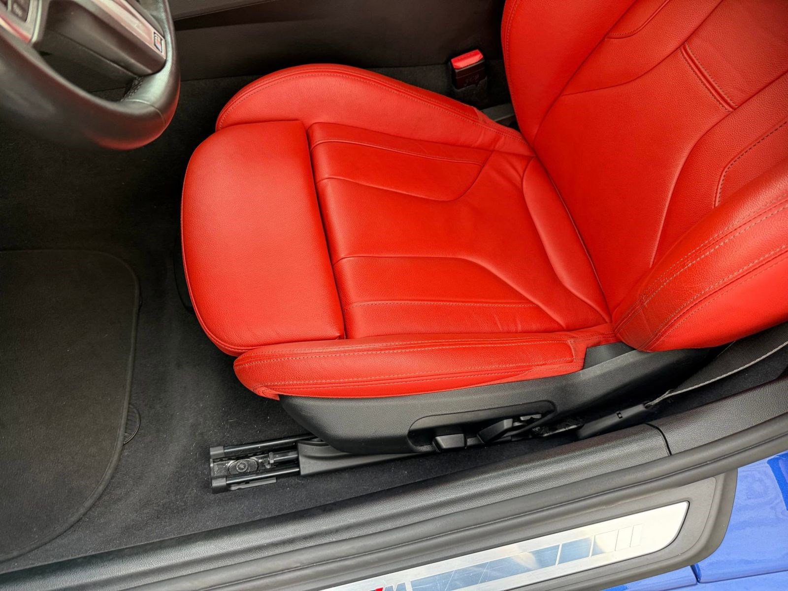 Used 2023 BMW Z4 sDrive30i w/ Premium Package image 12