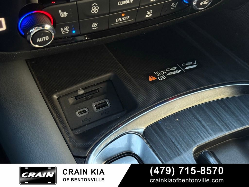 Used 2024 Buick Enclave Premium image 19