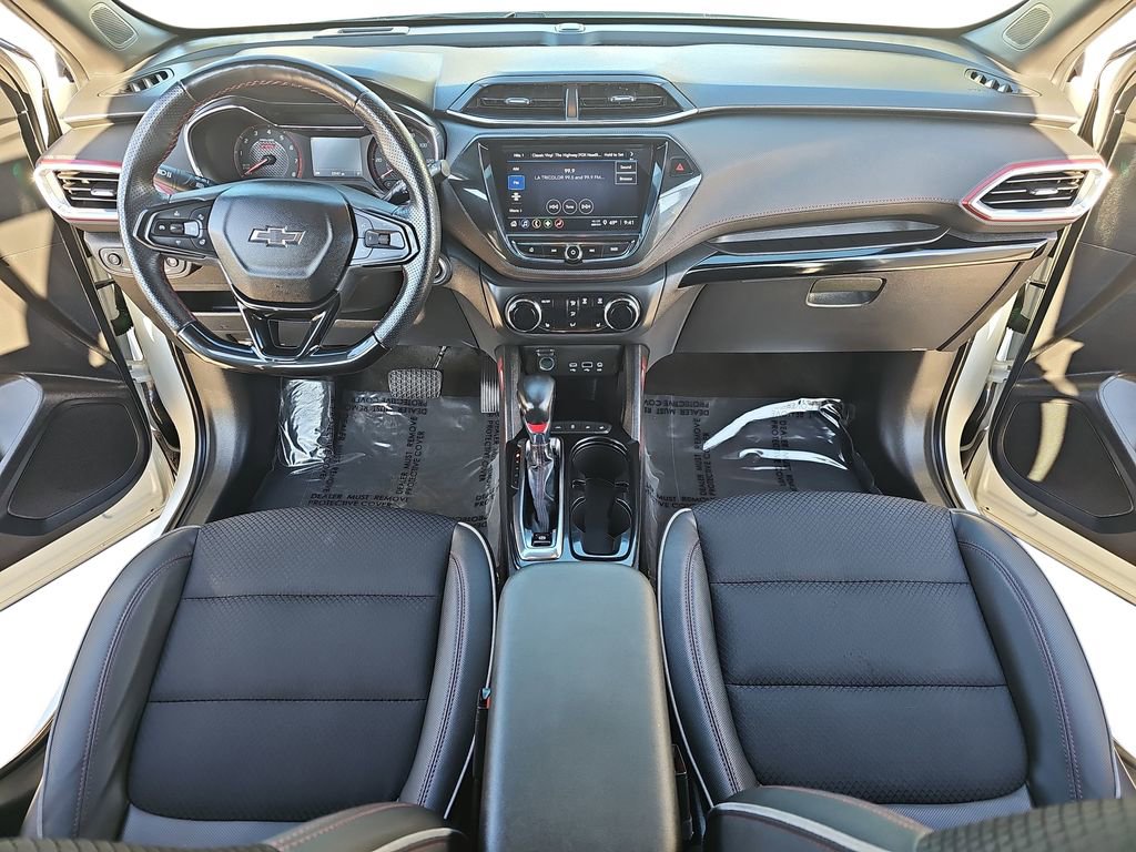 Used 2023 Chevrolet TrailBlazer RS w/ Convenience Package image 9