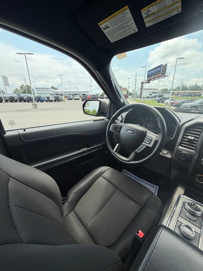 Used 2018 Ford Expedition XLT AWD/4WD image 11