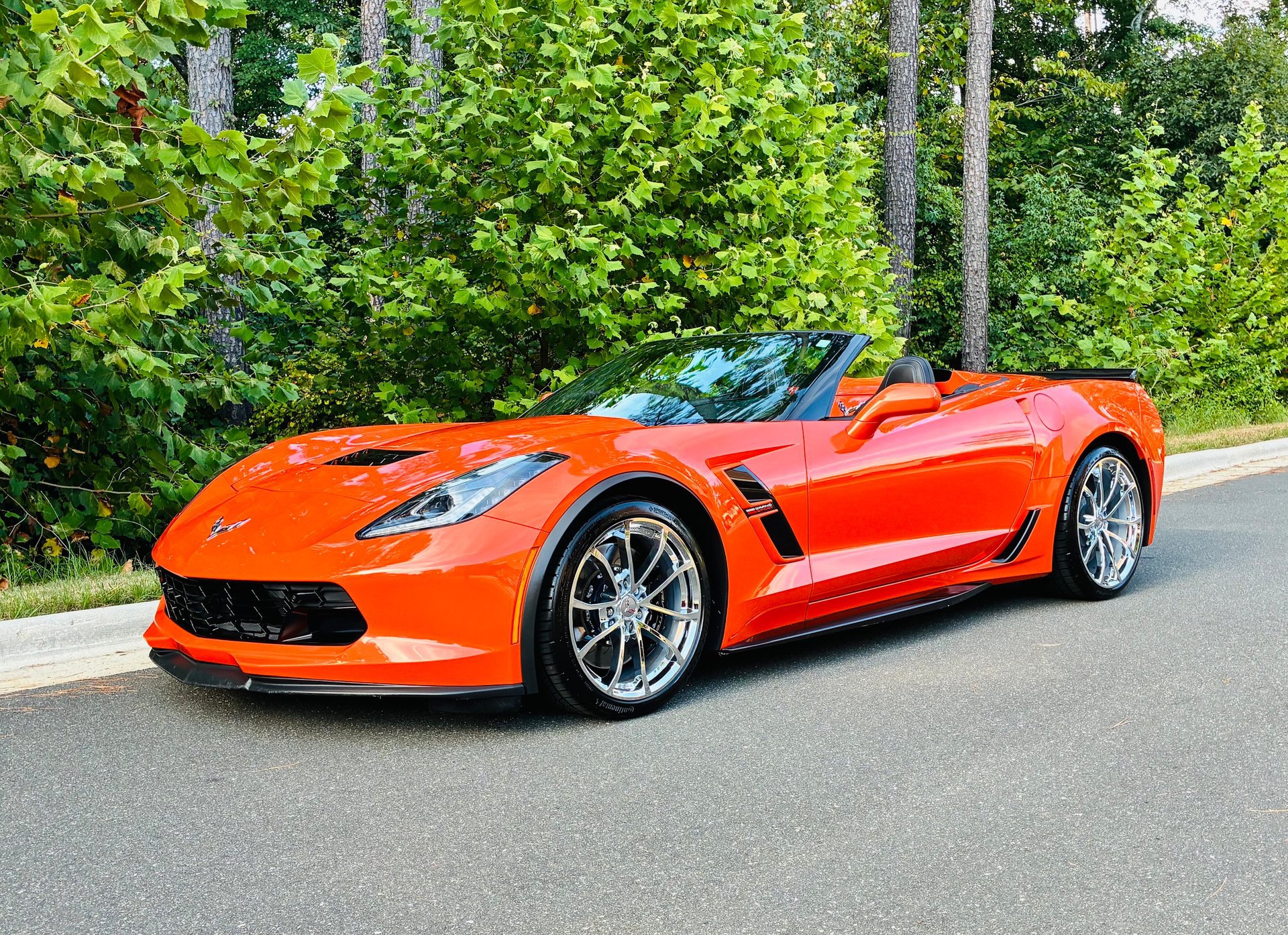 Used 2019 Chevrolet Corvette Grand Sport RWD image 4