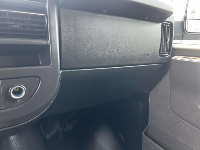 Used 2024 Chevrolet Express 2500 w/ Driver Convenience Package RWD image 30