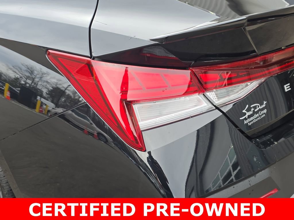 Certified 2025 Hyundai Elantra SEL image 34