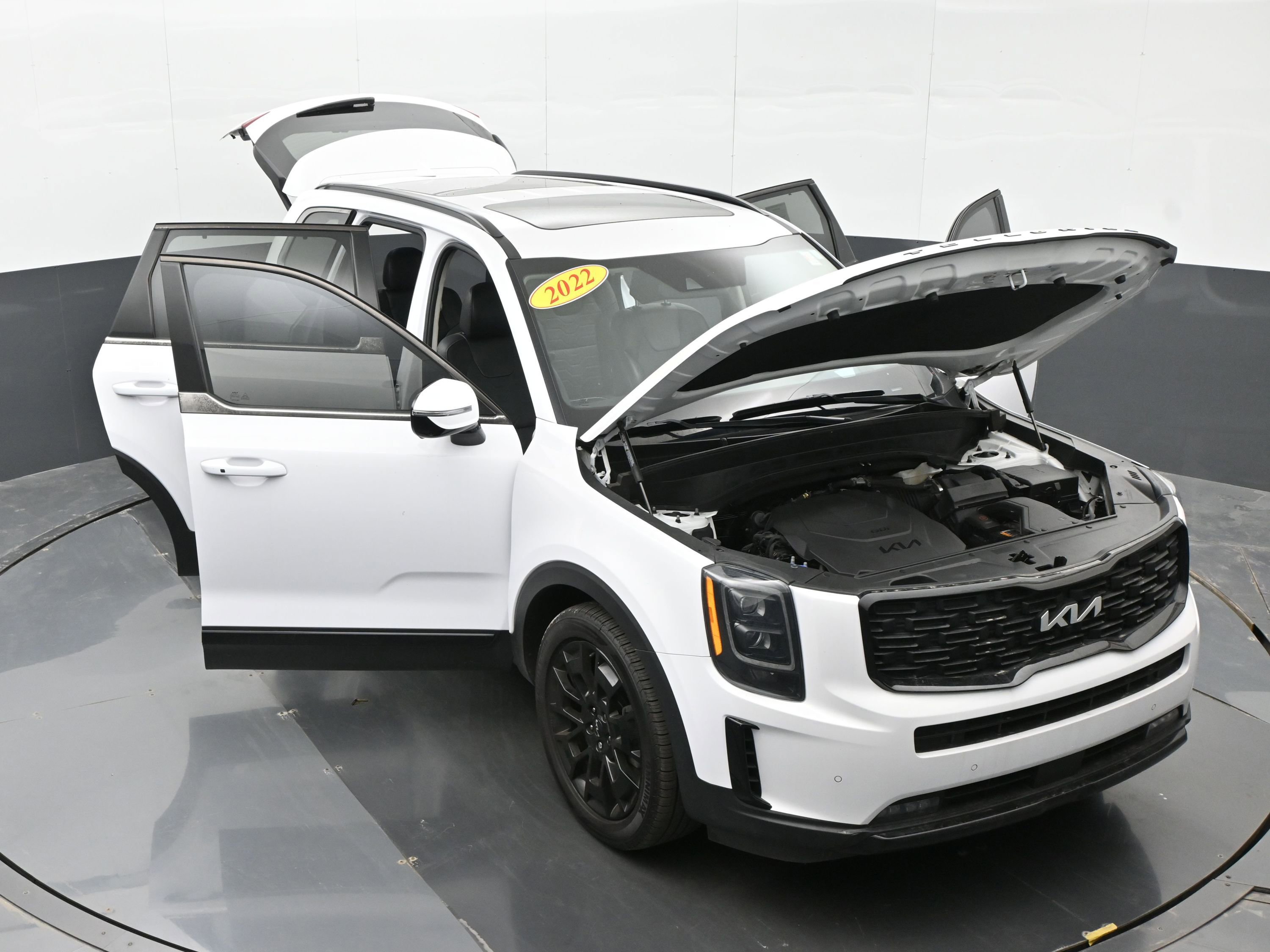 Used 2022 Kia Telluride SX w/ SX Prestige Package image 47