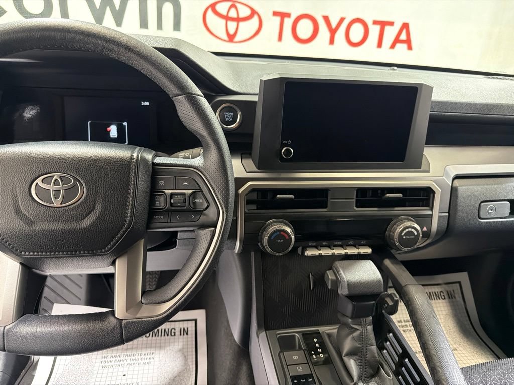 Used 2026 Toyota 4Runner SR5 AWD/4WD image 25