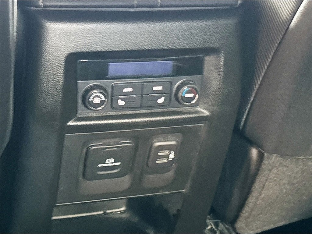 Used 2023 Chevrolet Traverse Premier w/ Redline Edition image 26