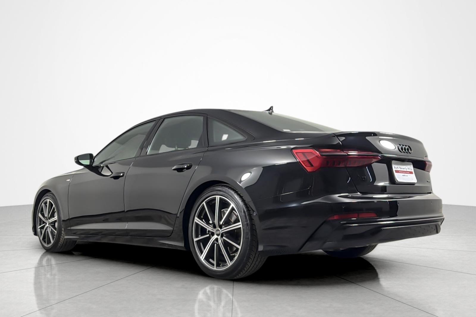 Used 2025 Audi A6 3.0T Premium w/ Convenience Plus Package AWD/4WD image 3