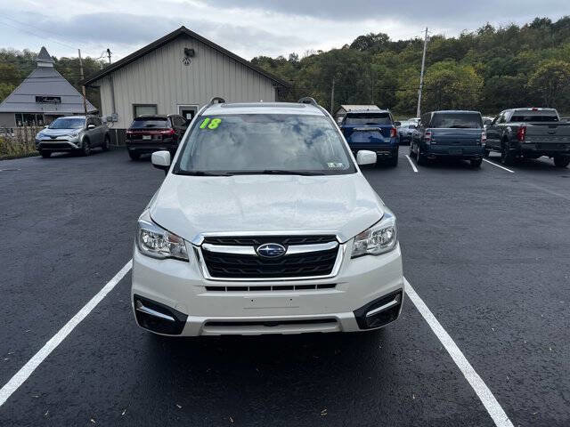 Used 2018 Subaru Forester 2.5i Premium w/ All-Weather Package image 2