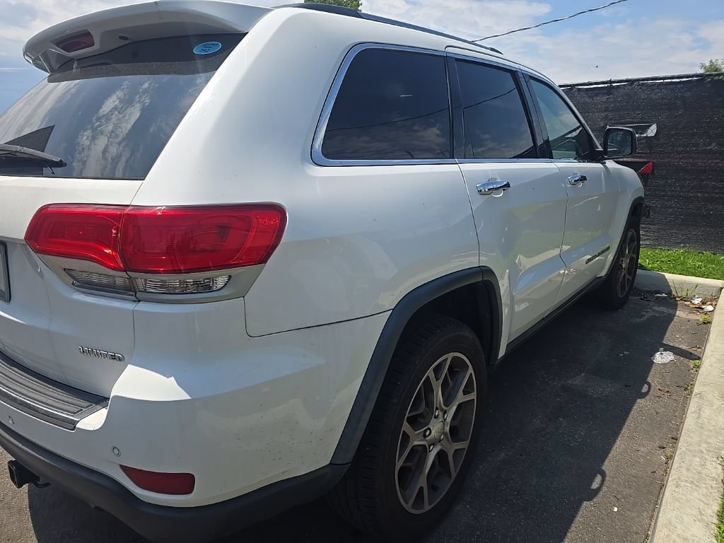 Used 2019 Jeep Grand Cherokee Limited w/ Luxury Group II AWD/4WD image 3