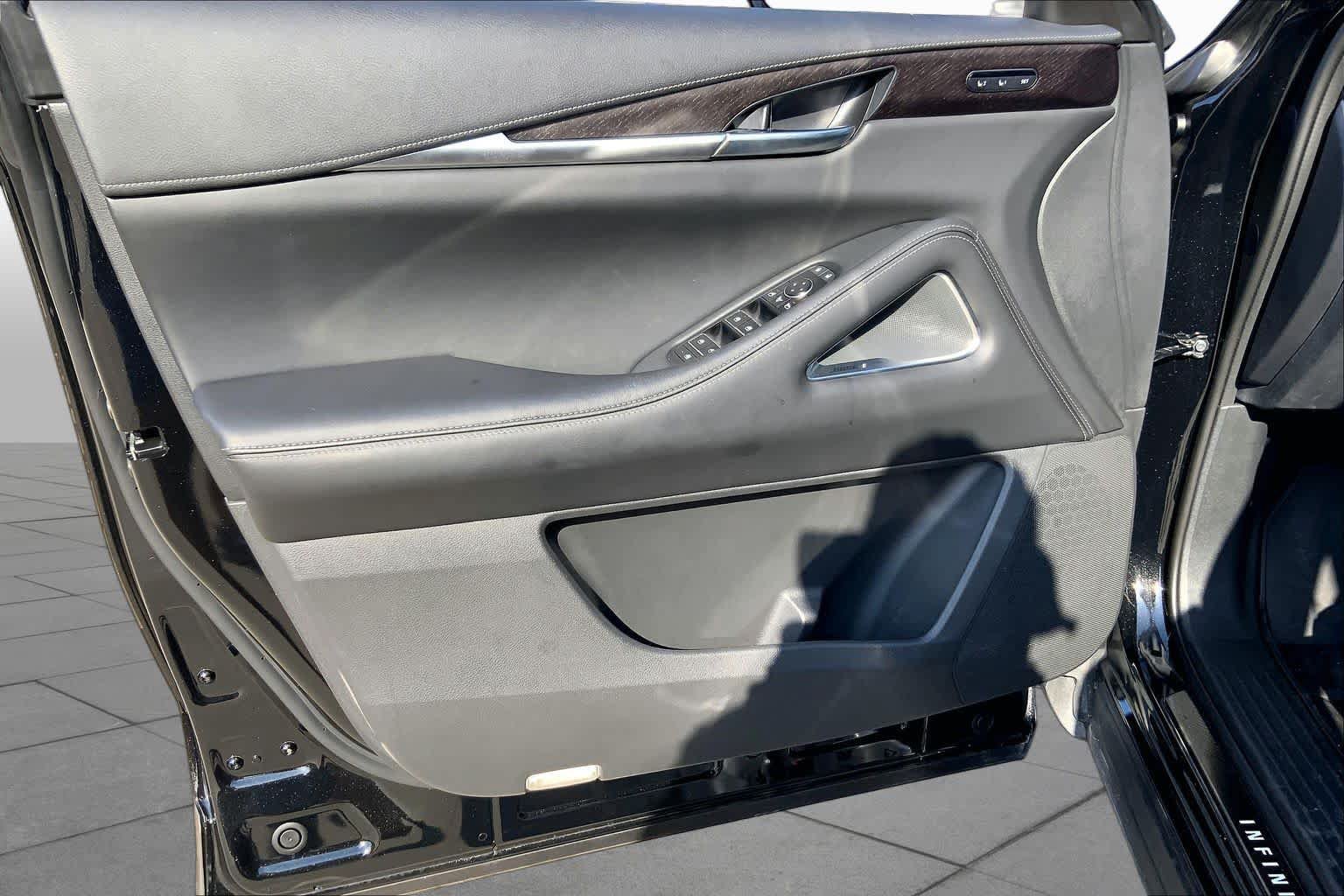 Used 2023 INFINITI QX60 Autograph AWD/4WD image 22