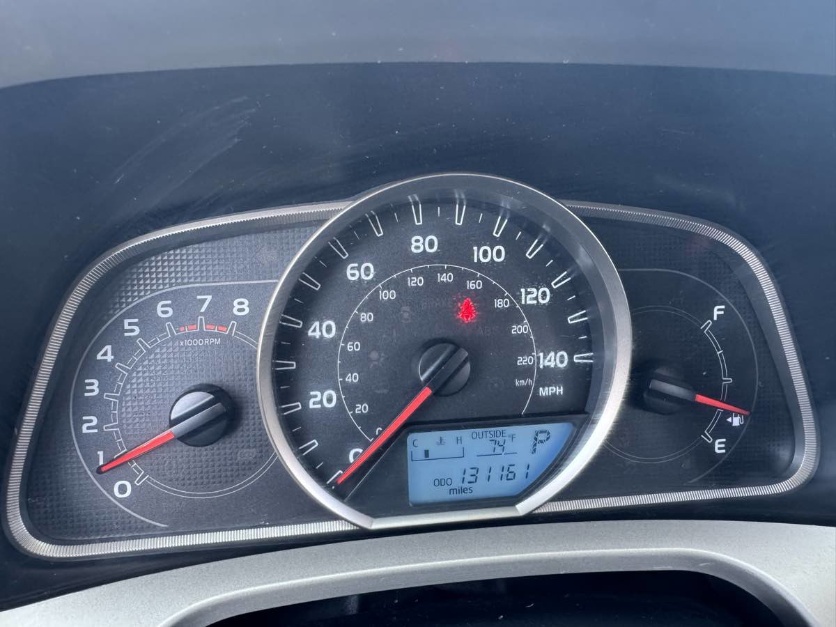 Used 2015 Toyota RAV4 LE image 25