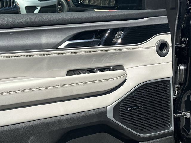 New 2026 Jeep Grand Wagoneer 2WD image 12