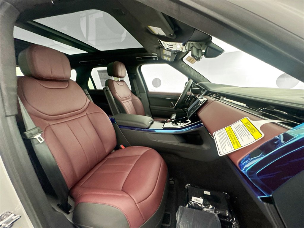 New 2025 Land Rover Range Rover Sport Autobiography image 28