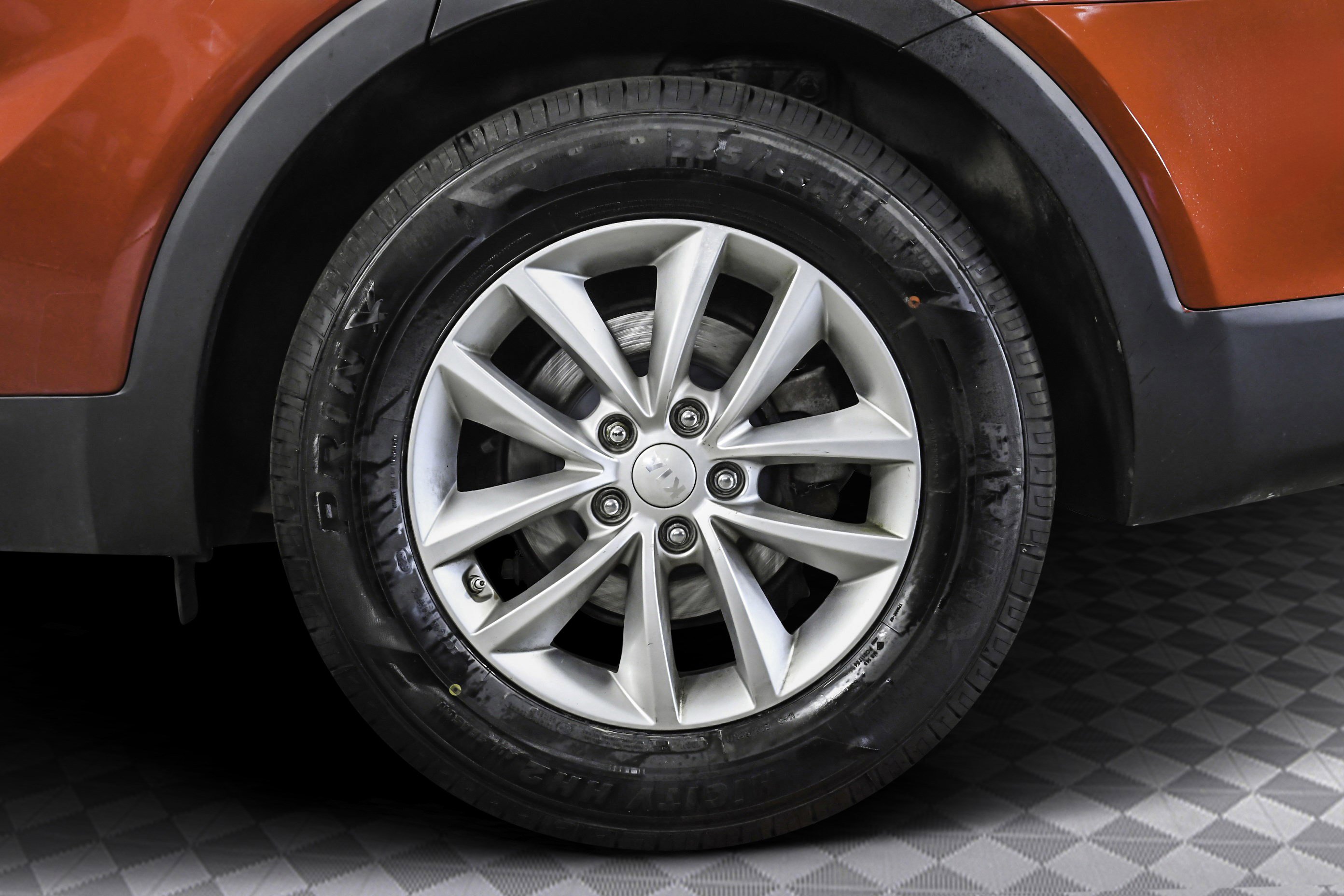 Used 2016 Kia Sorento LX w/ LX Convenience Package image 34