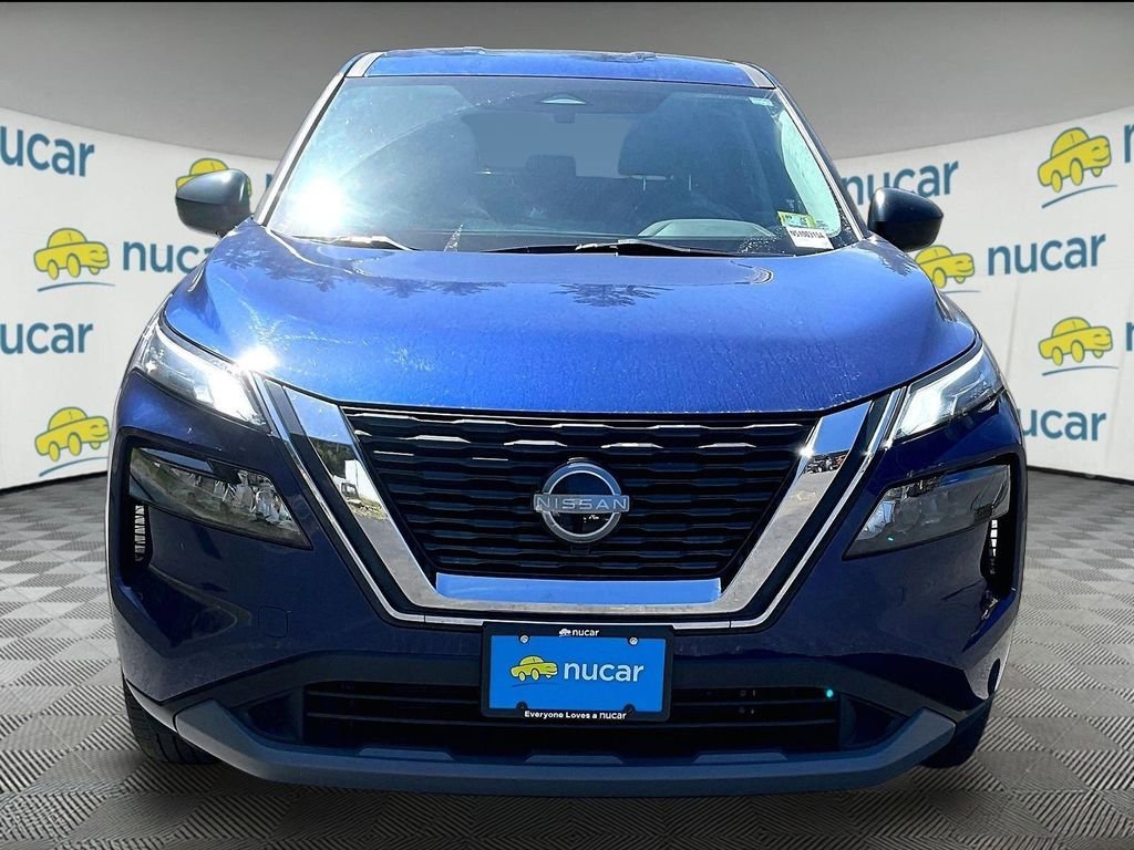 Used 2023 Nissan Rogue S AWD/4WD image 2