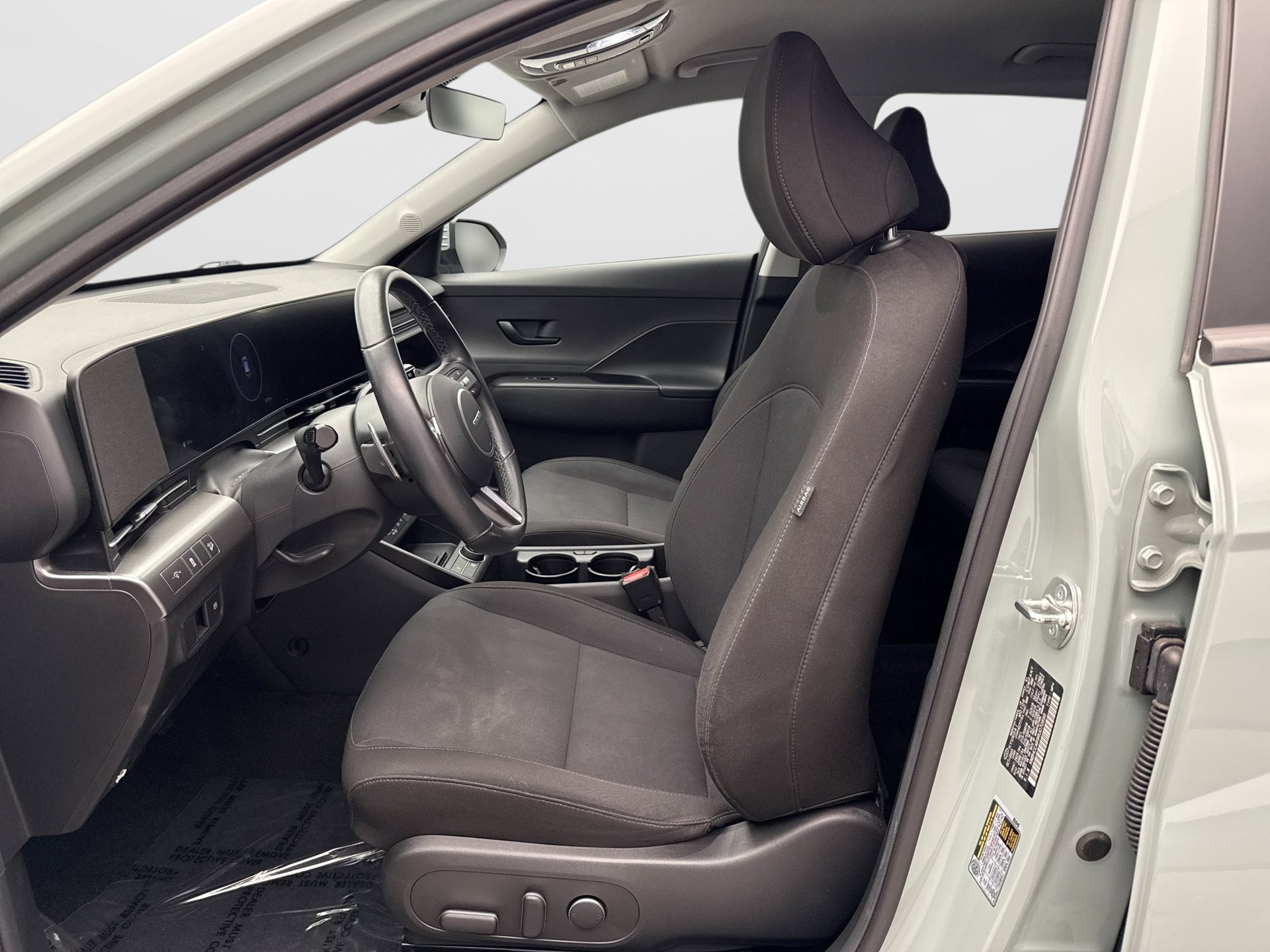 Used 2024 Hyundai Kona SEL w/ Convenience Package AWD/4WD image 11