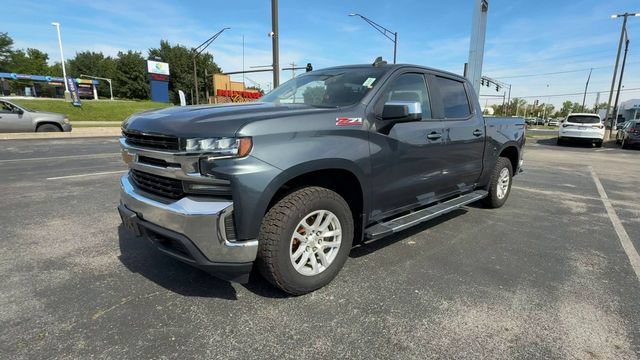 Used 2021 Chevrolet Silverado 1500 LT w/ Diesel Off-Road Package AWD/4WD image 4