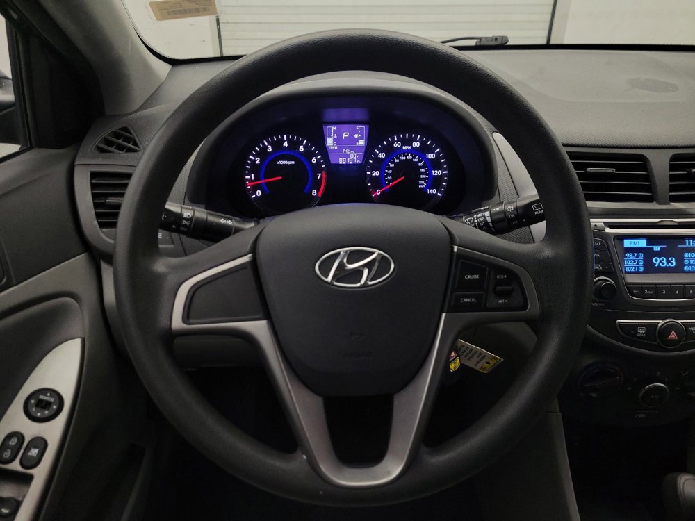 Used 2017 Hyundai Accent SE FWD image 22