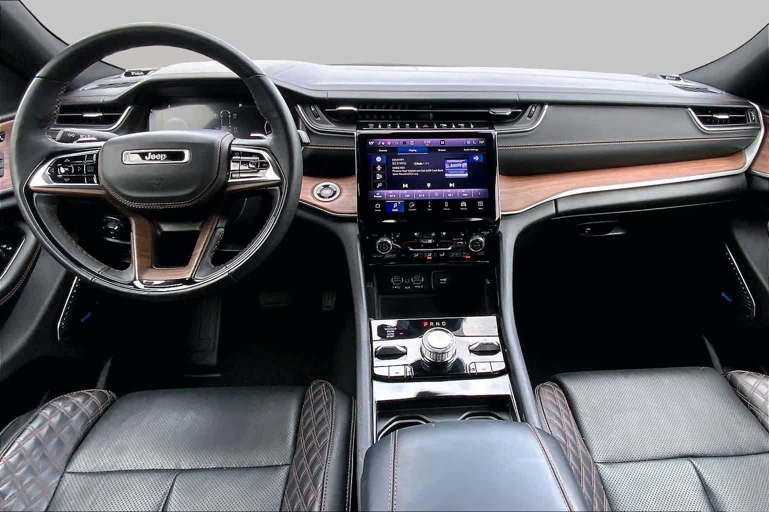 Used 2022 Jeep Grand Cherokee Summit w/ Adv Protech Group IV AWD/4WD image 15