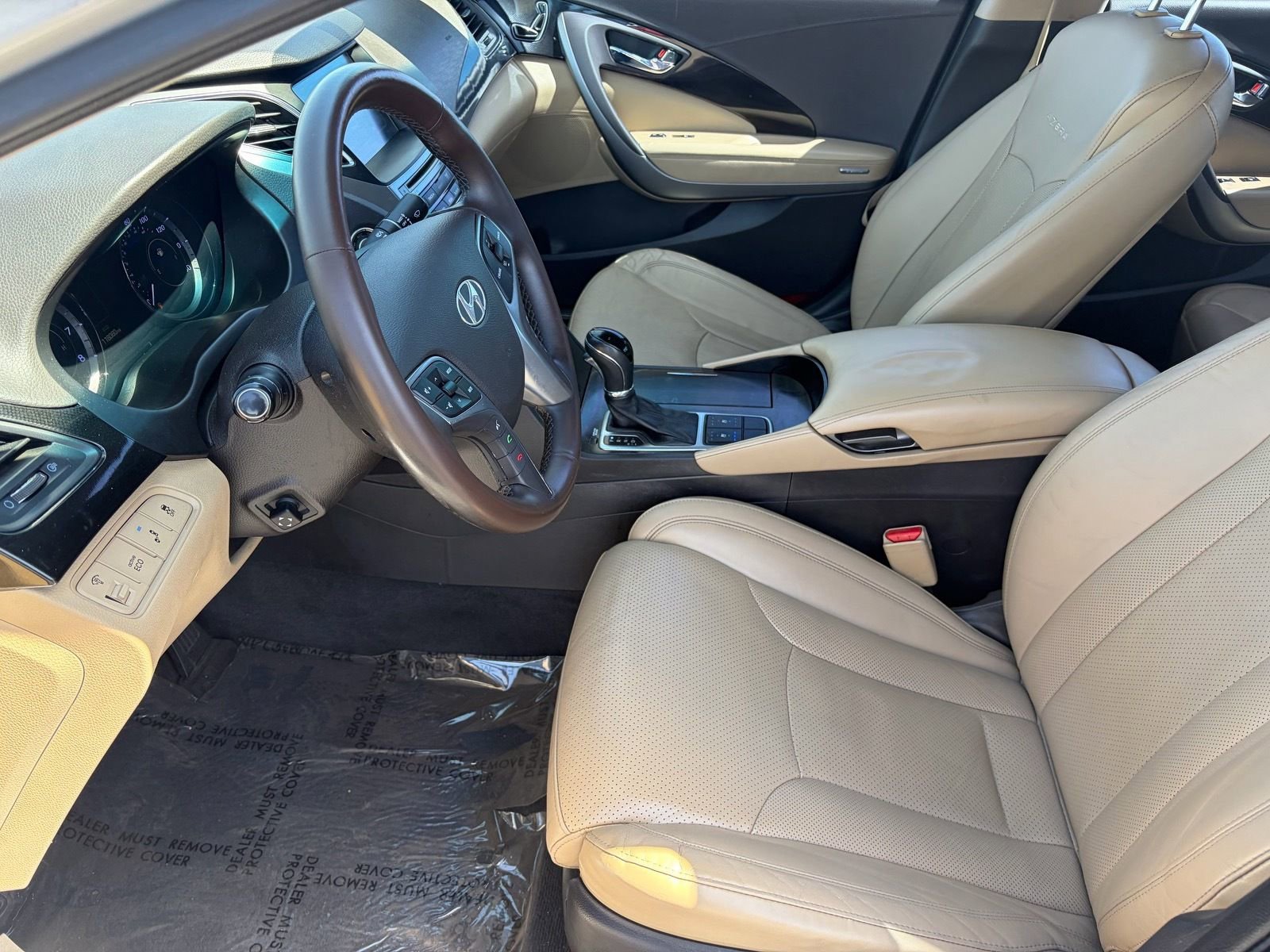 Used 2016 Hyundai Azera FWD image 10