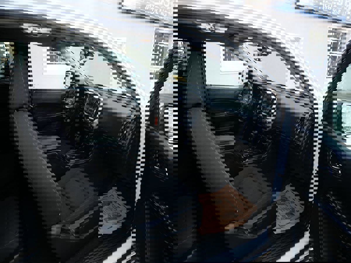 Used 2020 GMC Canyon SLE w/ Elevation Edition image 19