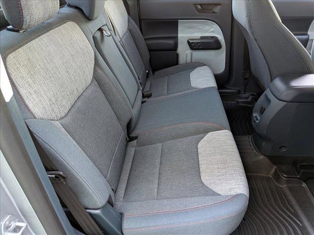 Used 2023 Ford Maverick XLT image 19