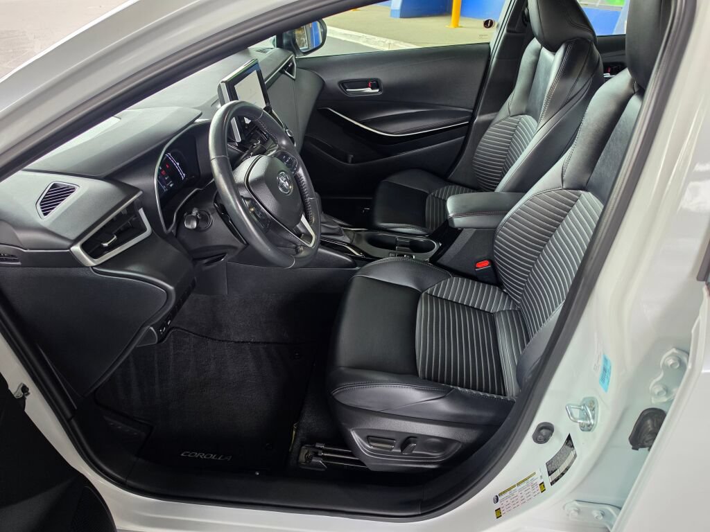 Used 2024 Toyota Corolla XSE FWD image 20