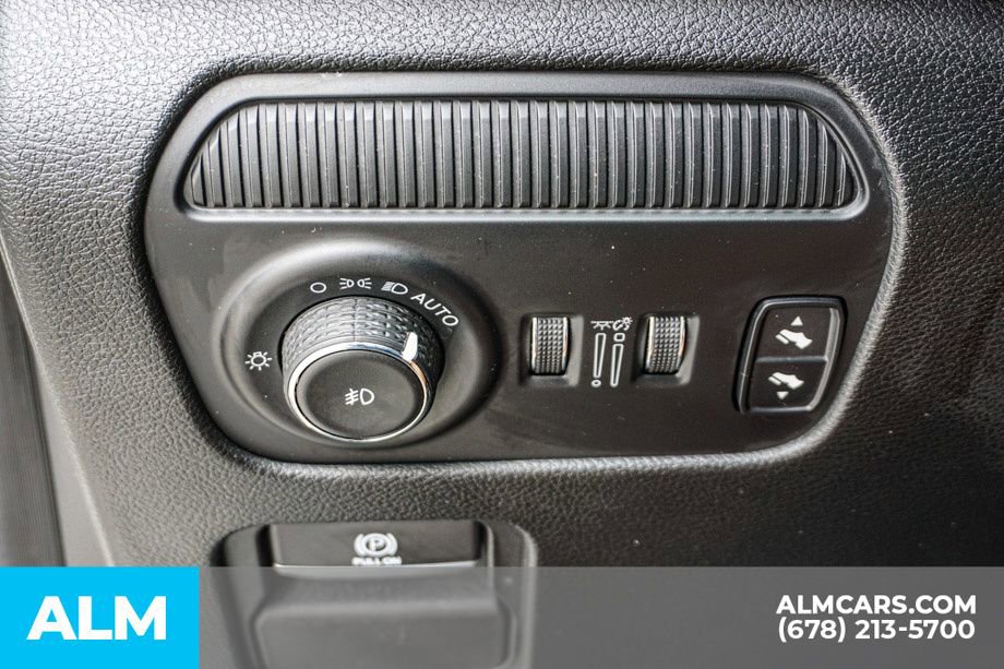 Used 2023 Jeep Wagoneer Series III w/ Preferred Equipment Group image 52