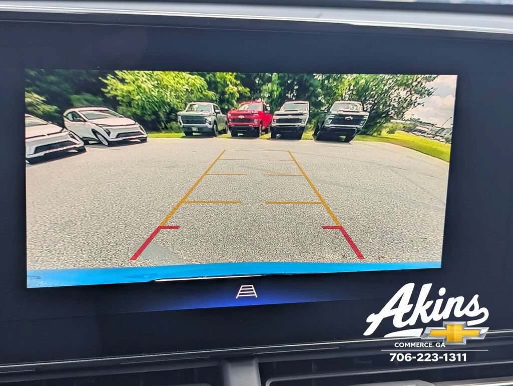 New 2026 Chevrolet Trax LT w/ Sunroof Package FWD image 21