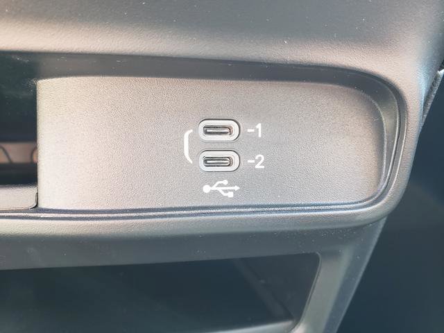 New 2026 Chrysler Voyager LX image 20