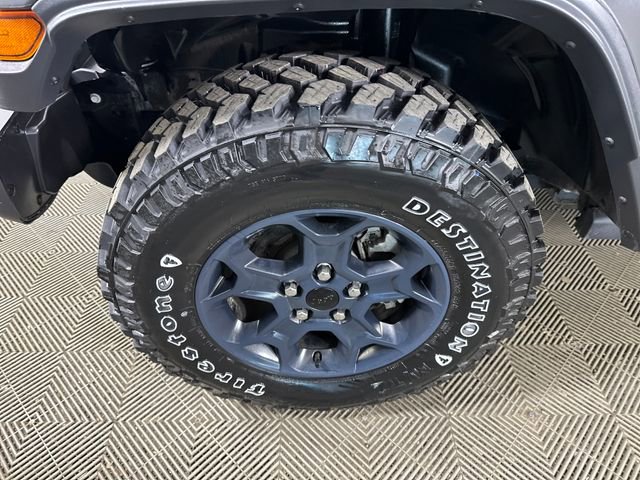 Used 2023 Jeep Wrangler Unlimited w/ Cold Weather Group image 9