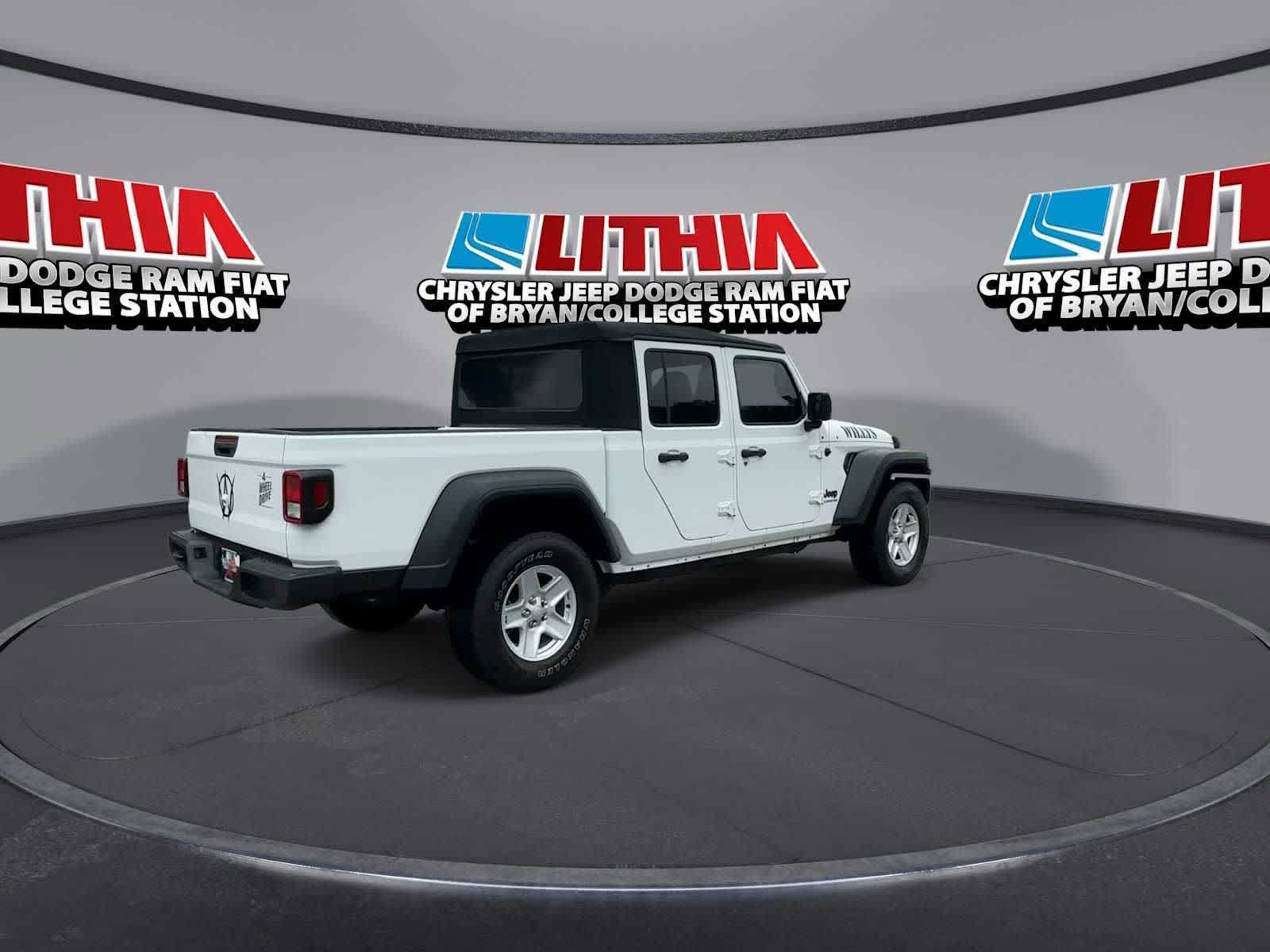 Used 2020 Jeep Gladiator Sport w/ Quick Order Package 24S AWD/4WD image 8