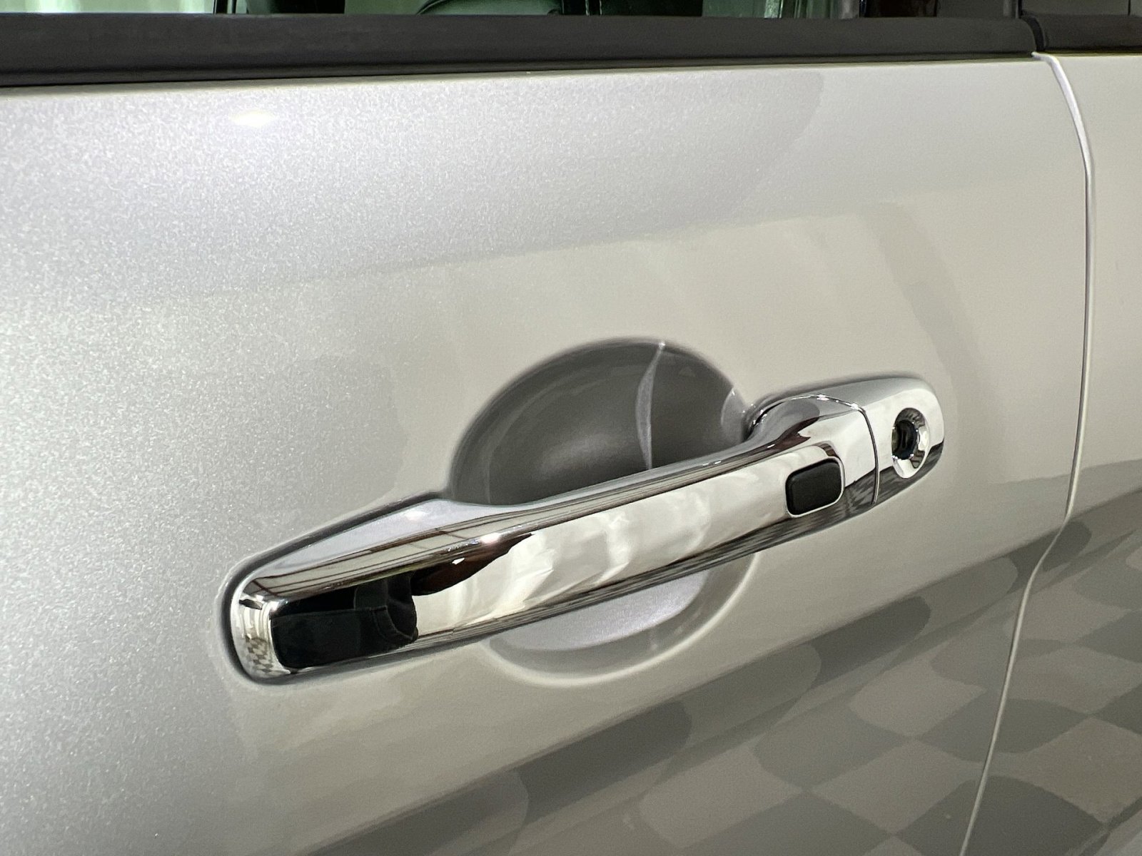 Used 2019 Ford Explorer Limited w/ Class III Trailer Tow Package image 15