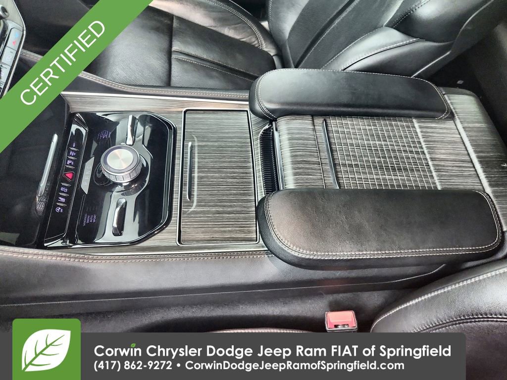 Certified 2024 Jeep Wagoneer L Series III w/ Flexible Seating Group image 30