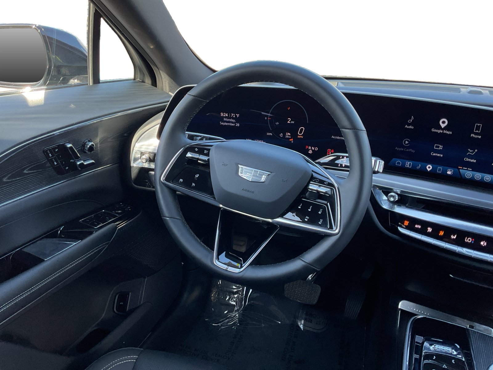 Used 2024 Cadillac Lyriq Sport AWD/4WD image 11