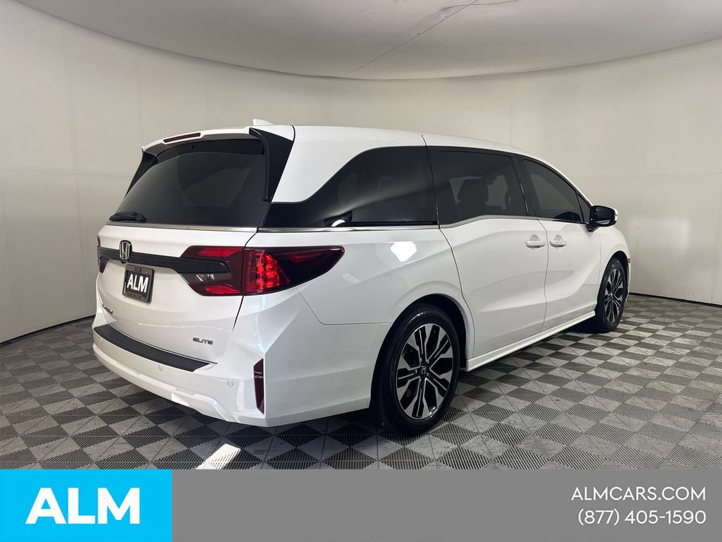 Used 2025 Honda Odyssey Elite image 6